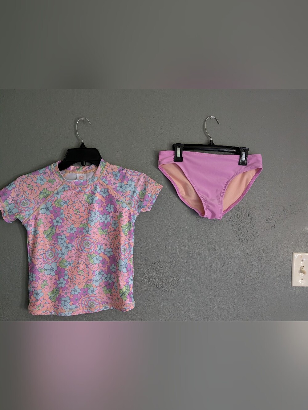 wonder nation Pink Floral Short-Sleeve Rash Guard Set